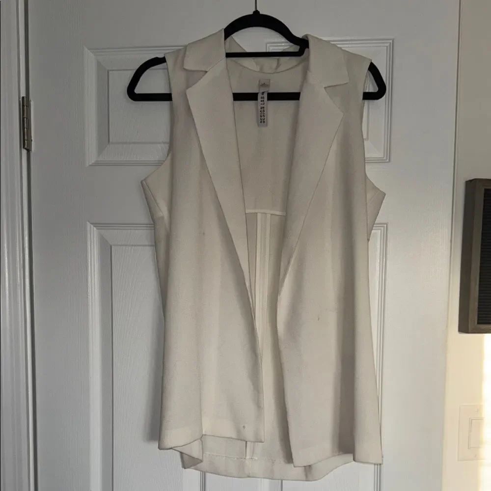 Sleeveless White Blazer Vest - Size Medium Design Lab - Long Vest - Collared